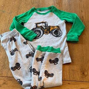 100% cotton pajamas Tractor 5T Green and Gray Kids Pajamas with Tractor Design